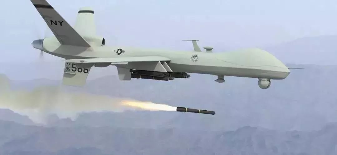 MQ-1“捕食者”（Predator）是中海拔、長時程（MALE）的作戰(zhàn)無人機(jī)