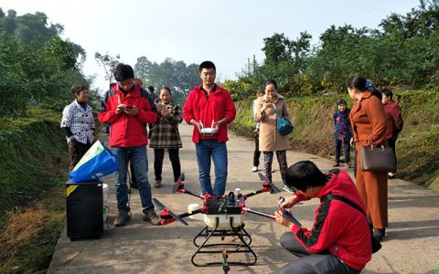 江津區(qū)：植保無人機(jī)助力花椒減藥增效