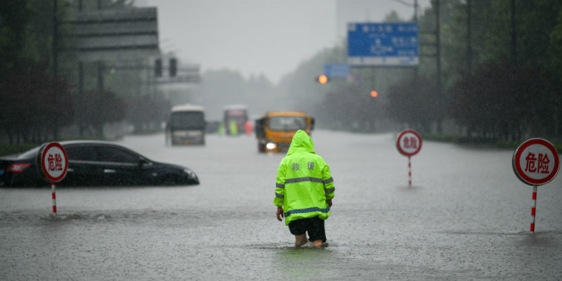 鄭州特大暴雨災(zāi)害：沒(méi)有專業(yè)權(quán)威的調(diào)查，就沒(méi)有令人信服的問(wèn)責(zé)