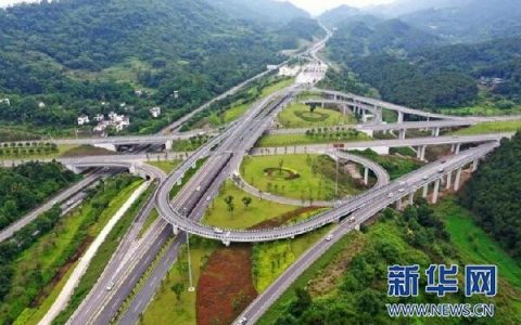 無(wú)人機(jī)助力道路巡檢（智能化高效巡檢新模式）