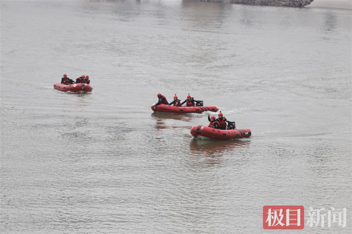 漢臺(tái)民間救援交流會(huì)在漢舉行，兩岸援救組織視頻連線展示實(shí)戰(zhàn)演練